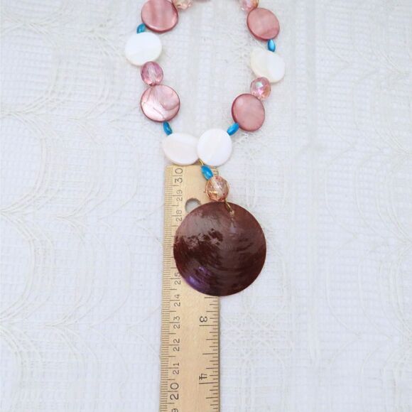 Handmade Mauve and White Jewelry Set, Shell Beaded Necklace and Earrings Casual - Picture 8 of 8